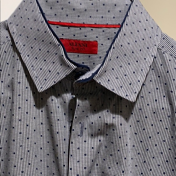 Mens button down - Picture 2 of 5